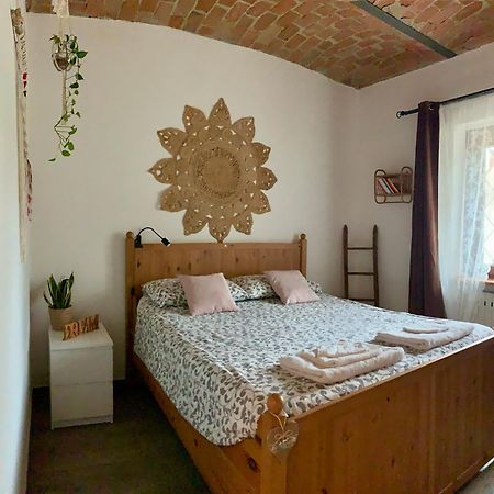 Piobesi d'AlbaLa Casa Rosa公寓 外观 照片